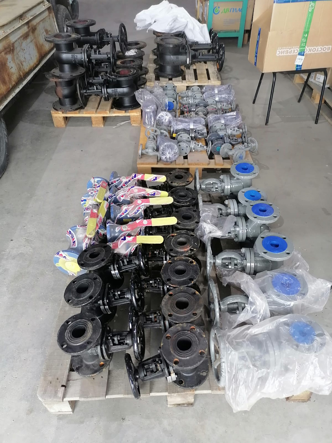 Надежные решения для ваших трубопроводов: отгрузка комплектующих со склада г. Владивосток