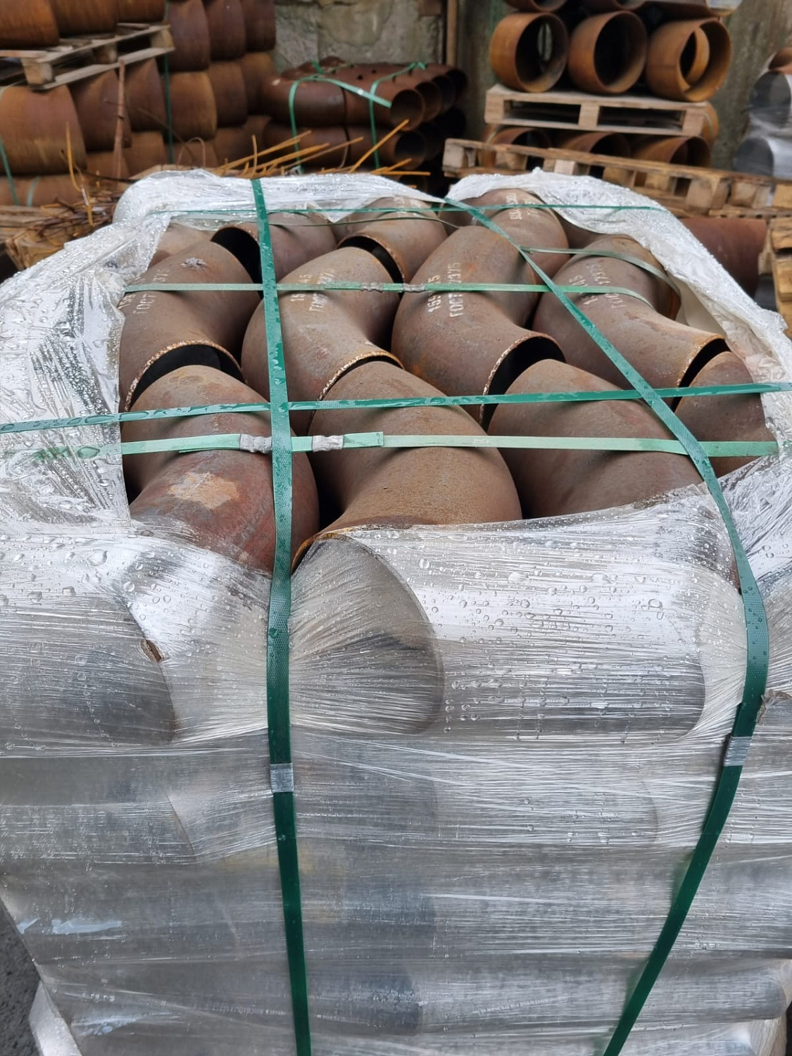 Надежные решения для ваших трубопроводов: отгрузка комплектующих со склада г. Владивосток